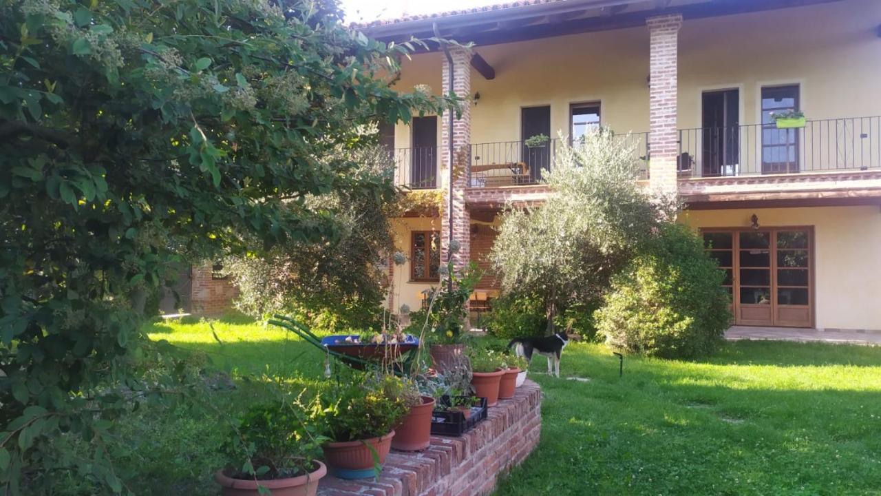 B&B Naturin - Cascina Colombaro Lauriano Exterior foto