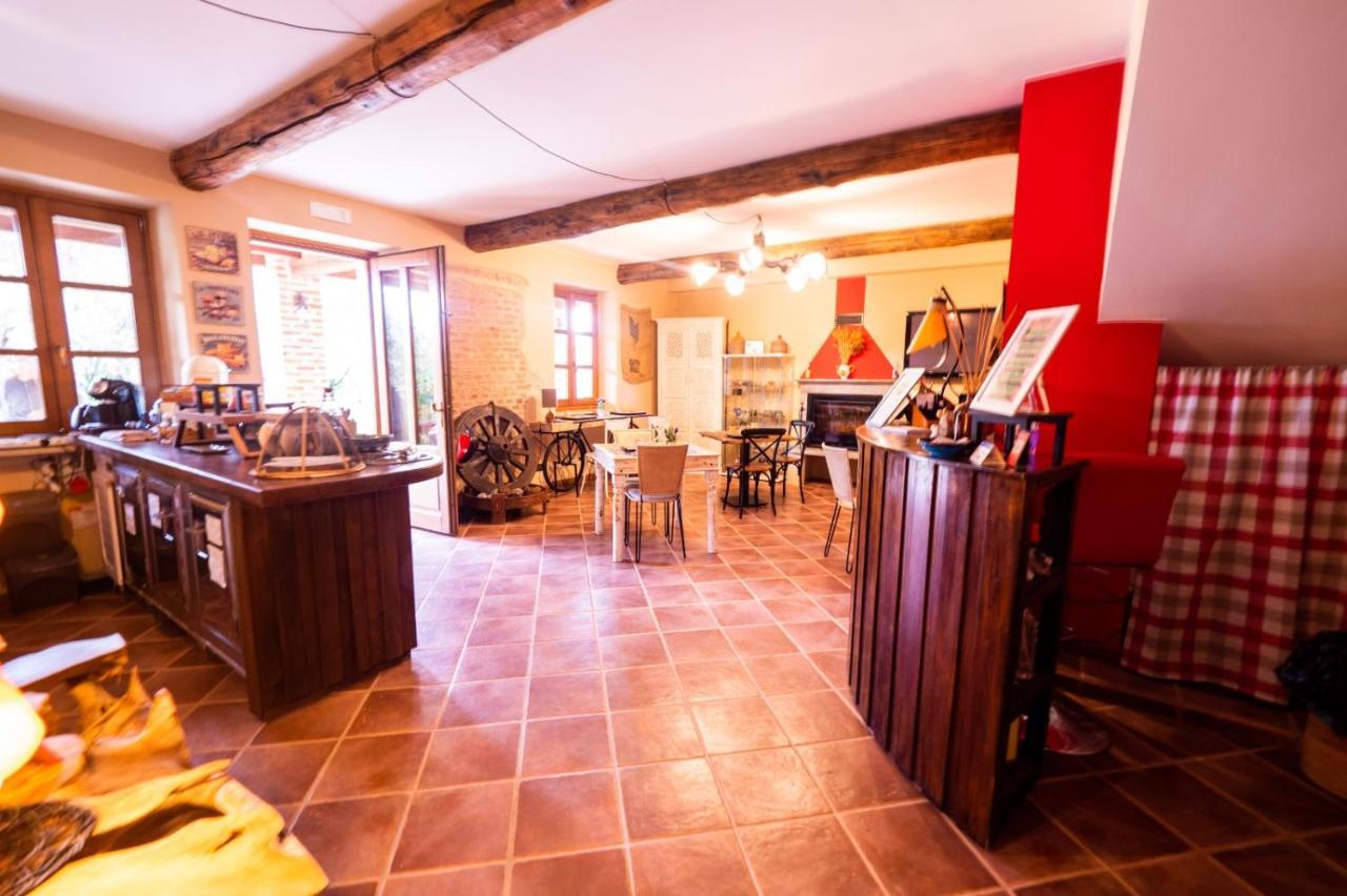 B&B Naturin - Cascina Colombaro Lauriano Exterior foto